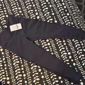 NWT! Medium Fabletics high-waisted 7/8 legging